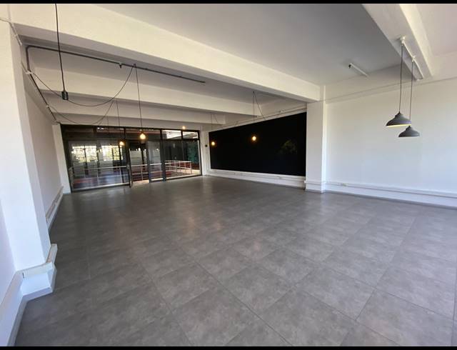95M² OFFICE TO LET IN WOODSTOCK